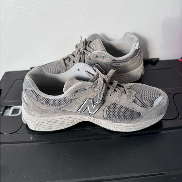 New Balance 2002R 'Marblehead' ML2002RC
MENS size 9.5 - Picture 4 of 9